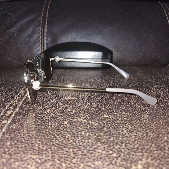 Coach Women’s Sunglasses HC7127 - Picture 3 of 6